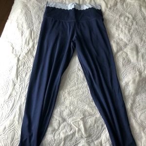Aerie Scalloped Leggings